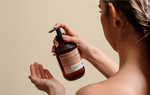 НАРАЩИВАНИЕ ВОЛОС: ПОЛНЫЙ ГИД ПО ПРОЦЕДУРЕ, ВИДАМ И УХОДУ